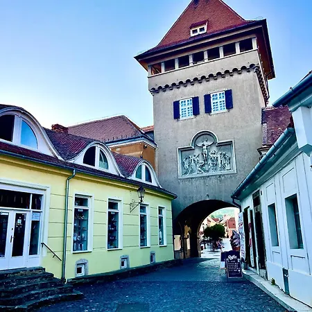 Green Comfort Inside Or Outside Koszeg Exterior photo